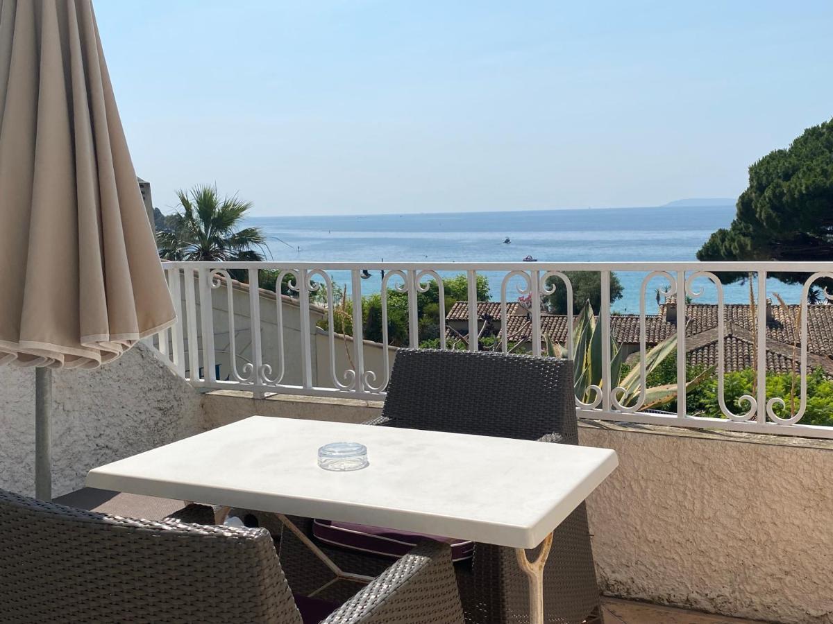 Hotel Les Alcyons Le Lavandou Exterior foto